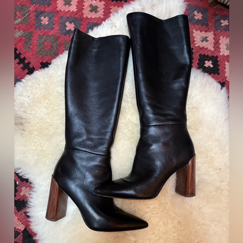 Vince knee high leather boot black SALE TODAY ONLY